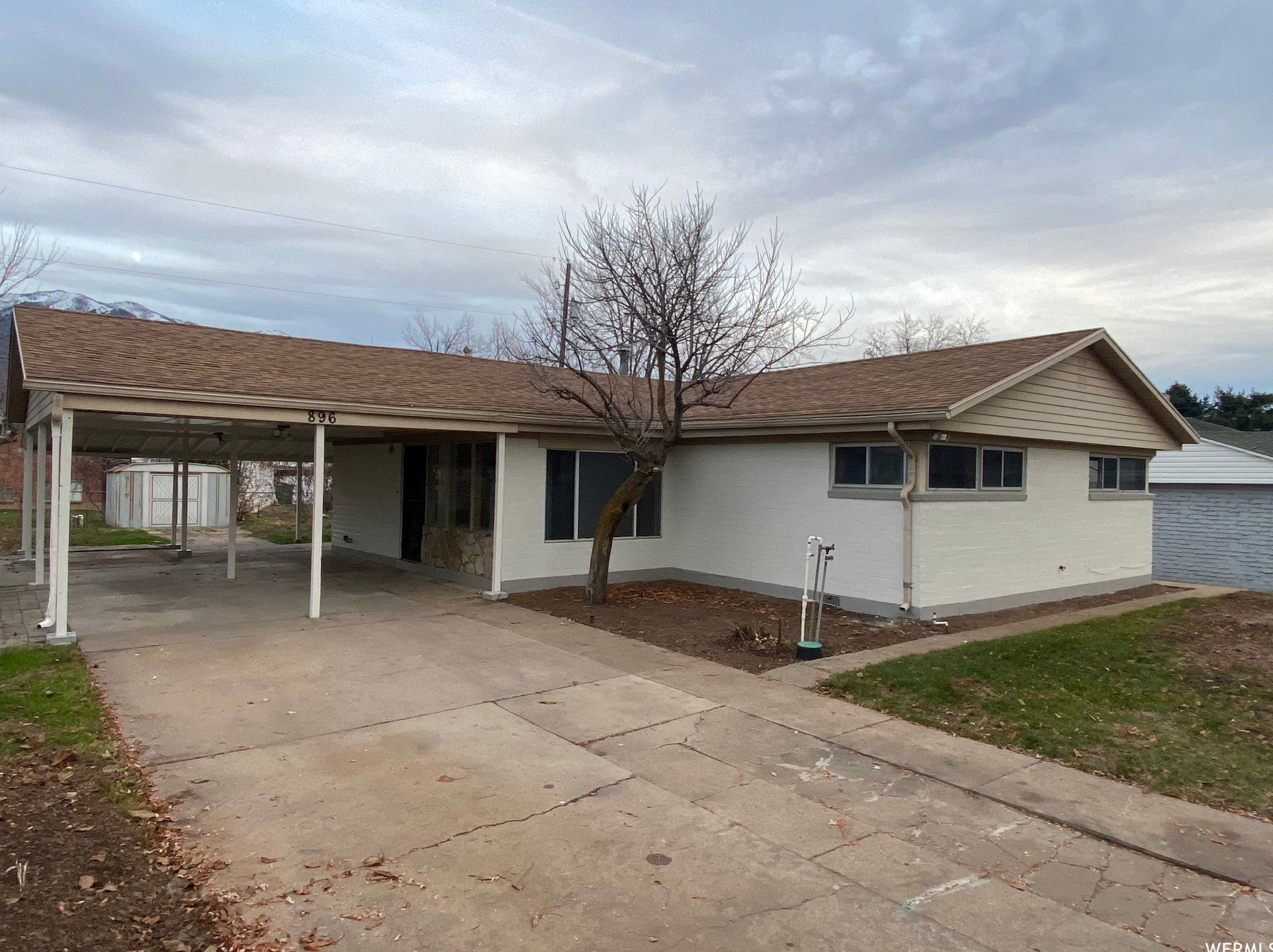 896 Valeria Dr, Layton, UT 84041-2712