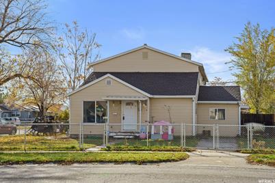 1449 W American Ave - Photo 1