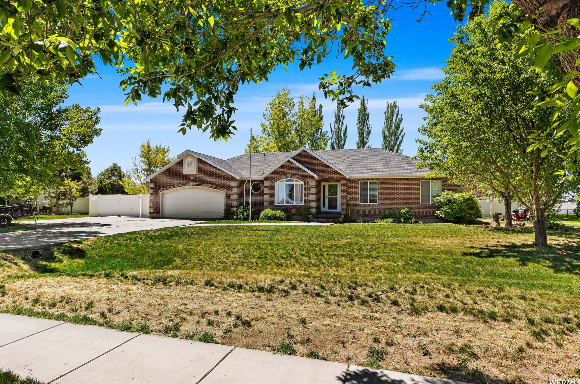 798 Saddle Rd, Grantsville, UT 84029-9422