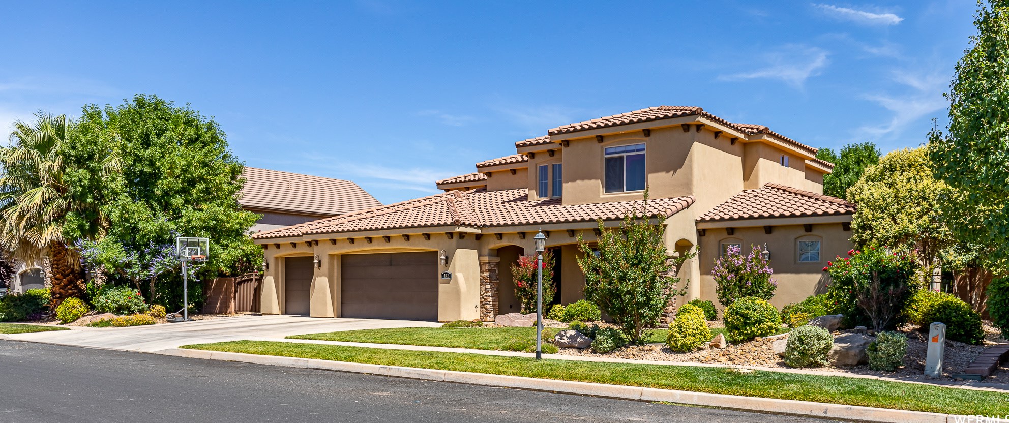 142 Dixie Country Ln S, Washington, UT 84780