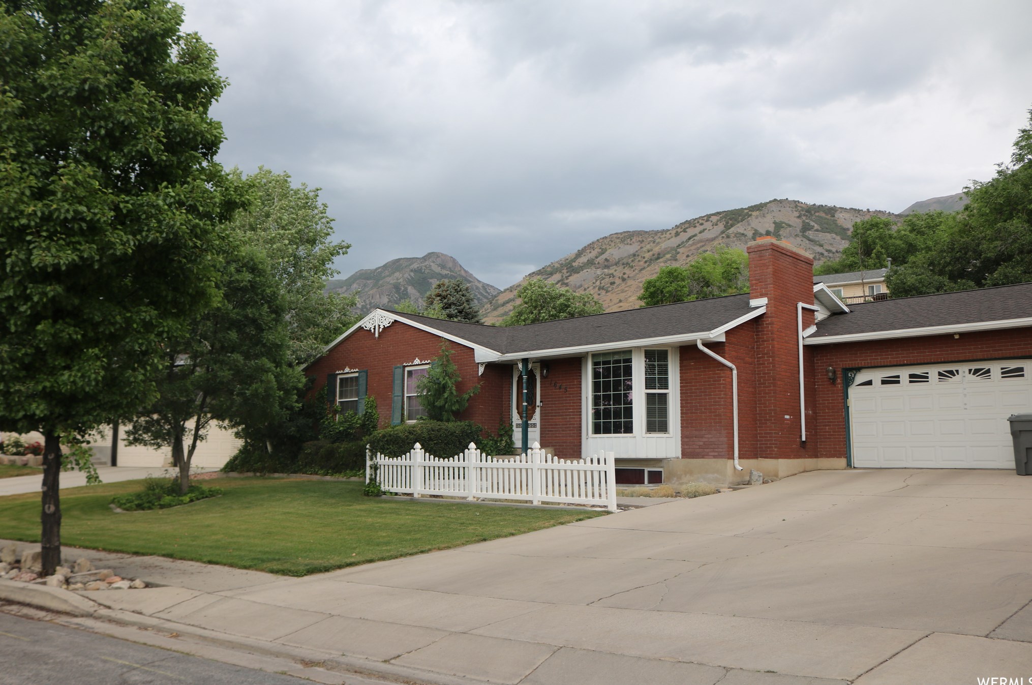 1645 Cherokee Dr, Pleasant Grove, UT 84062-3313