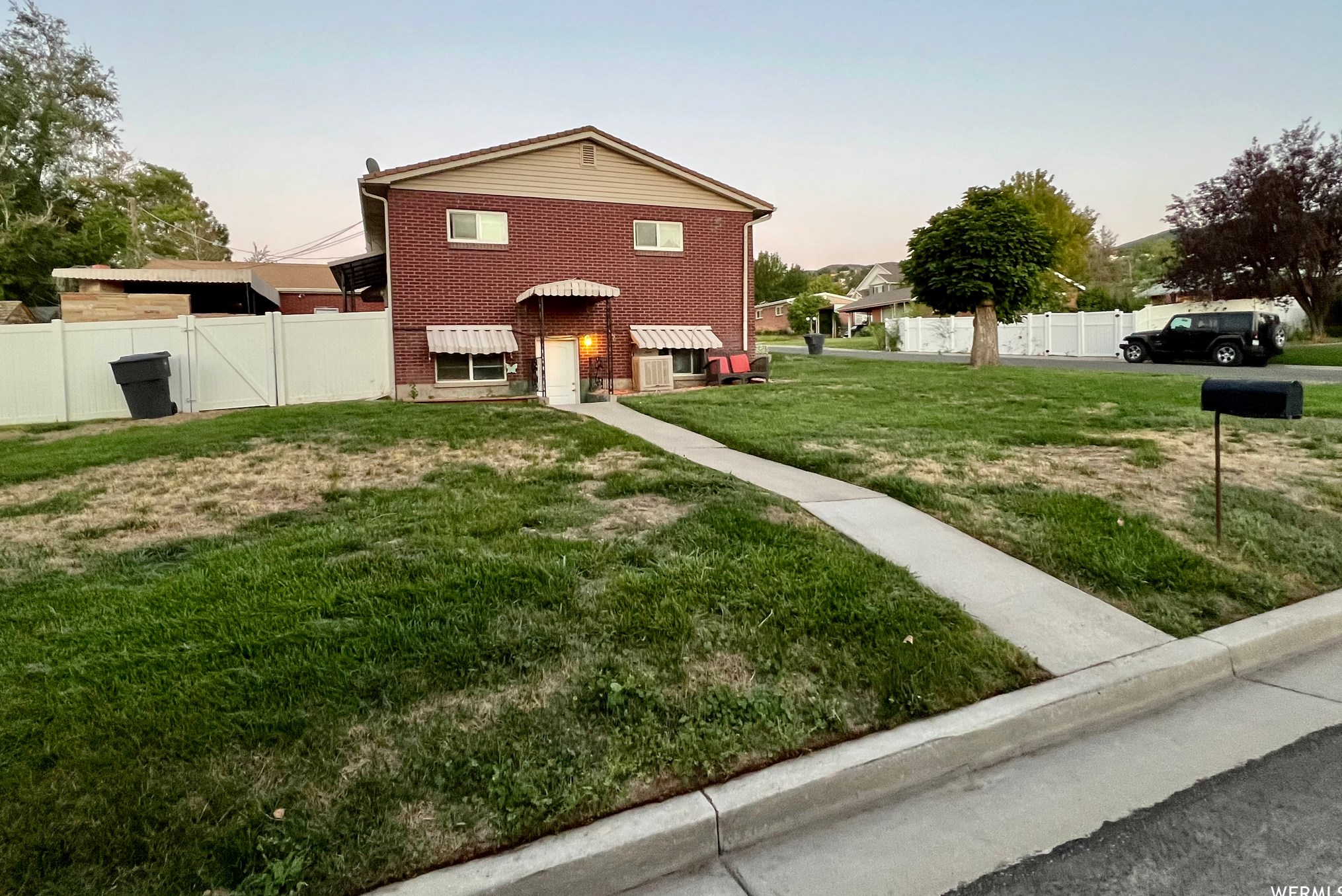 3887 850, Bountiful UT 84010-8510 exterior