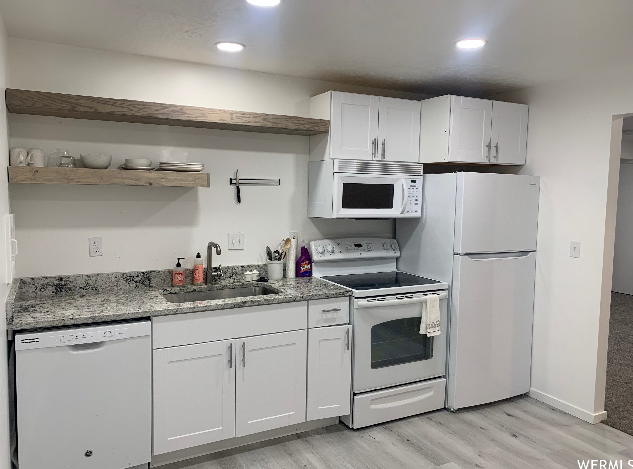 11628 Alexandria Dr, Riverton UT 84095-5997 exterior