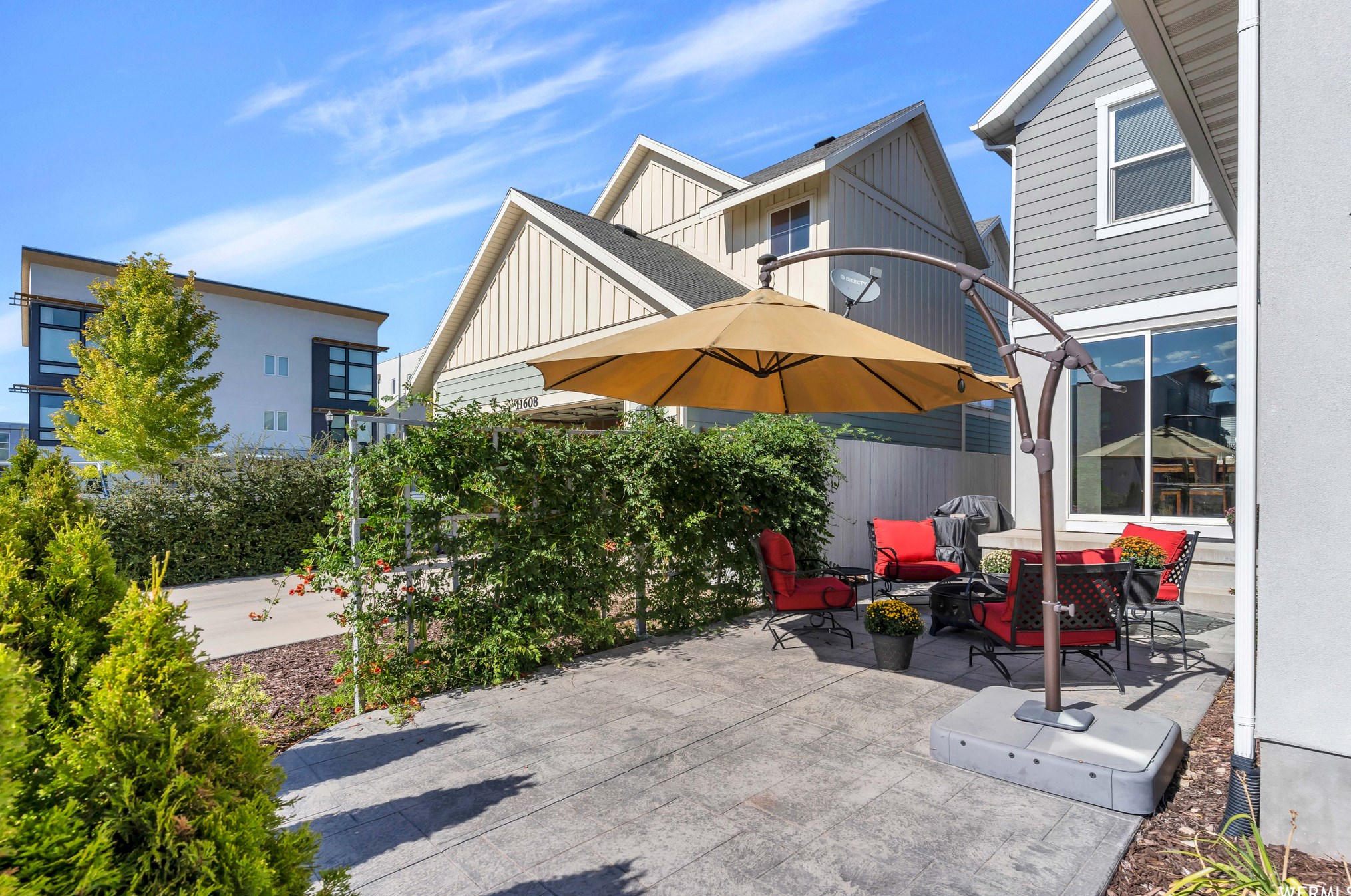 11614 Alexandria Dr, Riverton UT 84095-5997 exterior