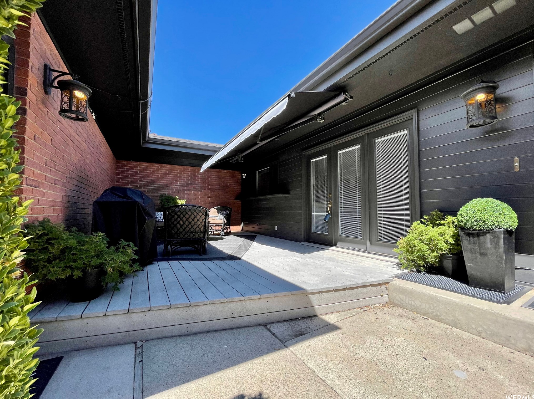 1857 Mapleview Dr, Bountiful, UT 84010-1648