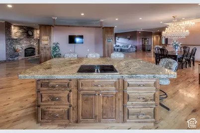 422 S Creek Rd, Monticello, UT 84535 - Photo 28