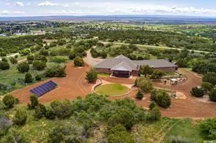 422 S Creek Rd, Monticello, UT 84535 - Photo 4