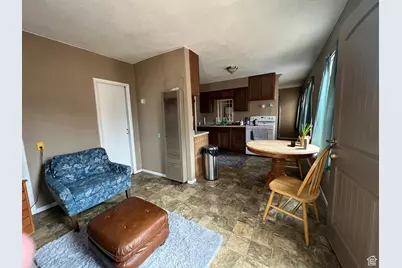 195 E 200 N, Moab, UT 84532 - Photo 42