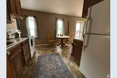 195 E 200 N, Moab, UT 84532 - Photo 44