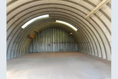 195 E 200 N, Moab, UT 84532 - Photo 40