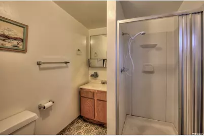 195 E 200 N, Moab, UT 84532 - Photo 34