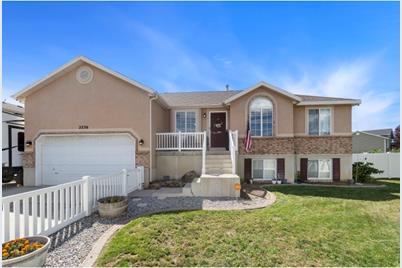 2236 S 2685 W, Syracuse, UT 84075 - Photo 1