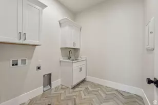 3736 S McKenzie Ln W, Washington, UT 84780 - Photo 16