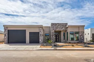 3736 S McKenzie Ln W, Washington, UT 84780 - Photo 2