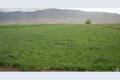 6900 S 4400 W, Benjamin, UT 84660 - Photo 1