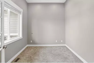 45 N Village Park Dr E, Layton, UT 84041 - Photo 6
