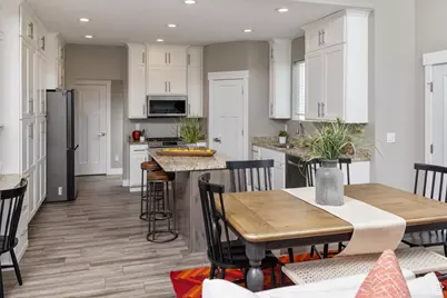 45 N Village Park Dr E, Layton, UT 84041 - Photo 16