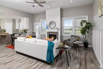 45 N Village Park Dr E, Layton, UT 84041 - Photo 8