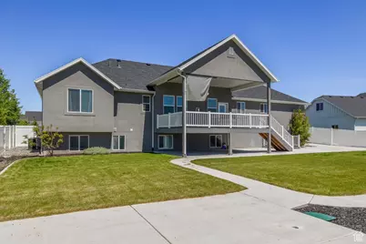 45 N Village Park Dr E, Layton, UT 84041 - Photo 70