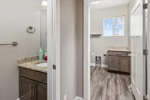 45 N Village Park Dr E, Layton, UT 84041 - Photo 46