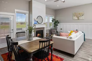 45 N Village Park Dr E, Layton, UT 84041 - Photo 14