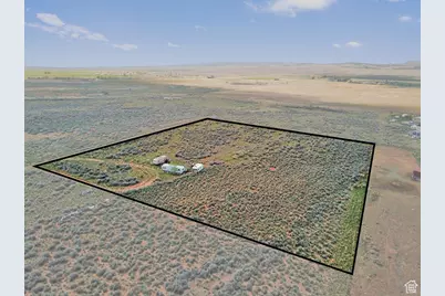 112 S Deeter Dr, La Sal, UT 84530 - Photo 1