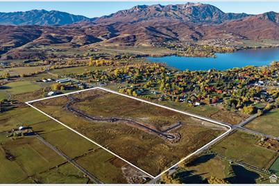 288 S 7900 E #4, Huntsville, UT 84317 - Photo 1