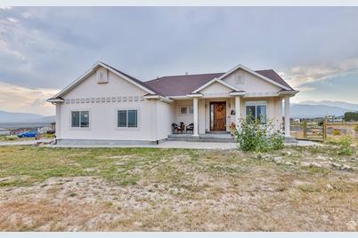 792 S Elk Horn Dr, Stockton, UT 84071 - Photo 1