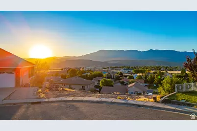 2523 W Spilsbury Ct, Hurricane, UT 84737 - Photo 8