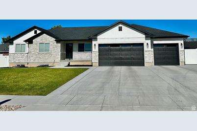 480 N 450 W, Tremonton, UT 84337 - Photo 1