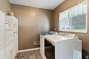 1154 W 1700 S, Syracuse, UT 84075 - Photo 18