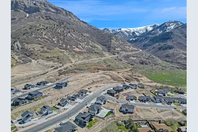 1484 E 3090 N #303, North Ogden, UT 84414 - Photo 10