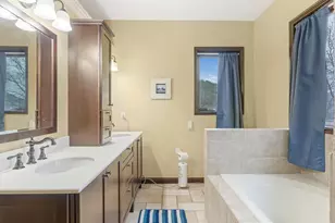 422 S Maryfield Dr, Salt Lake City, UT 84108 - Photo 26