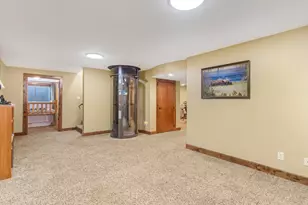 422 S Maryfield Dr, Salt Lake City, UT 84108 - Photo 34