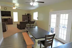 325 N 100 W, Delta, UT 84624 - Photo 14