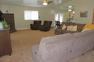 325 N 100 W, Delta, UT 84624 - Photo 18