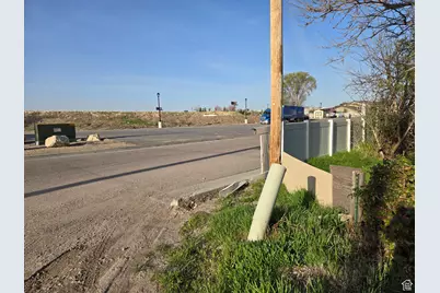 1275 S 1200 W, Marriott-Slaterville City, UT 84404 - Photo 8