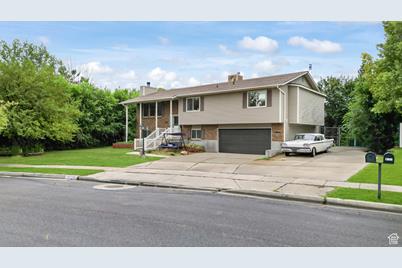 2327 W Jordan Meadows S, West Jordan, UT 84084 - Photo 1