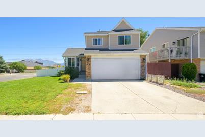 9135 S Little Creek Dr W, West Jordan, UT 84088 - Photo 1