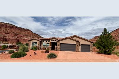 512 E Chuckwagon Cir, Kanab, UT 84741 - Photo 1