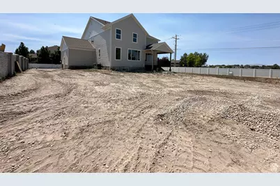 626 W Cottle Ln, Farmington, UT 84025 - Photo 14