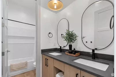 984 S Crossed Arrows Cir, Garden City, UT 84028 - Photo 20