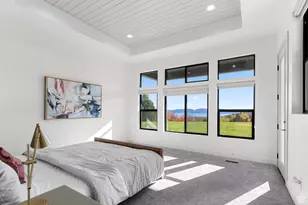 984 S Crossed Arrows Cir, Garden City, UT 84028 - Photo 22