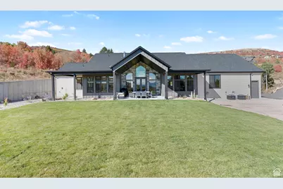 984 S Crossed Arrows Cir, Garden City, UT 84028 - Photo 1