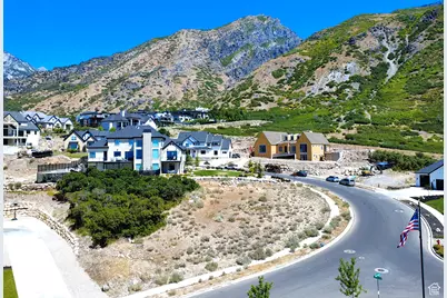 3862 W Oak Hill Dr, Alpine, UT 84004 - Photo 2