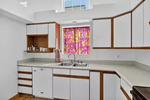 592 W Hale Ave, Moab, UT 84532 - Photo 8