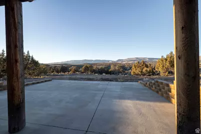 12495 E Solitude Dr, Lapoint, UT 84039 - Photo 26