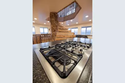 12495 E Solitude Dr, Lapoint, UT 84039 - Photo 40