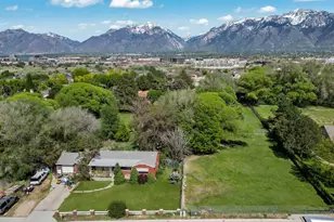 10431 S 1000 W, South Jordan, UT 84095 - Photo 6