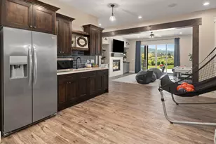 6462 Summit Cv, Huntsville, UT 84317 - Photo 54